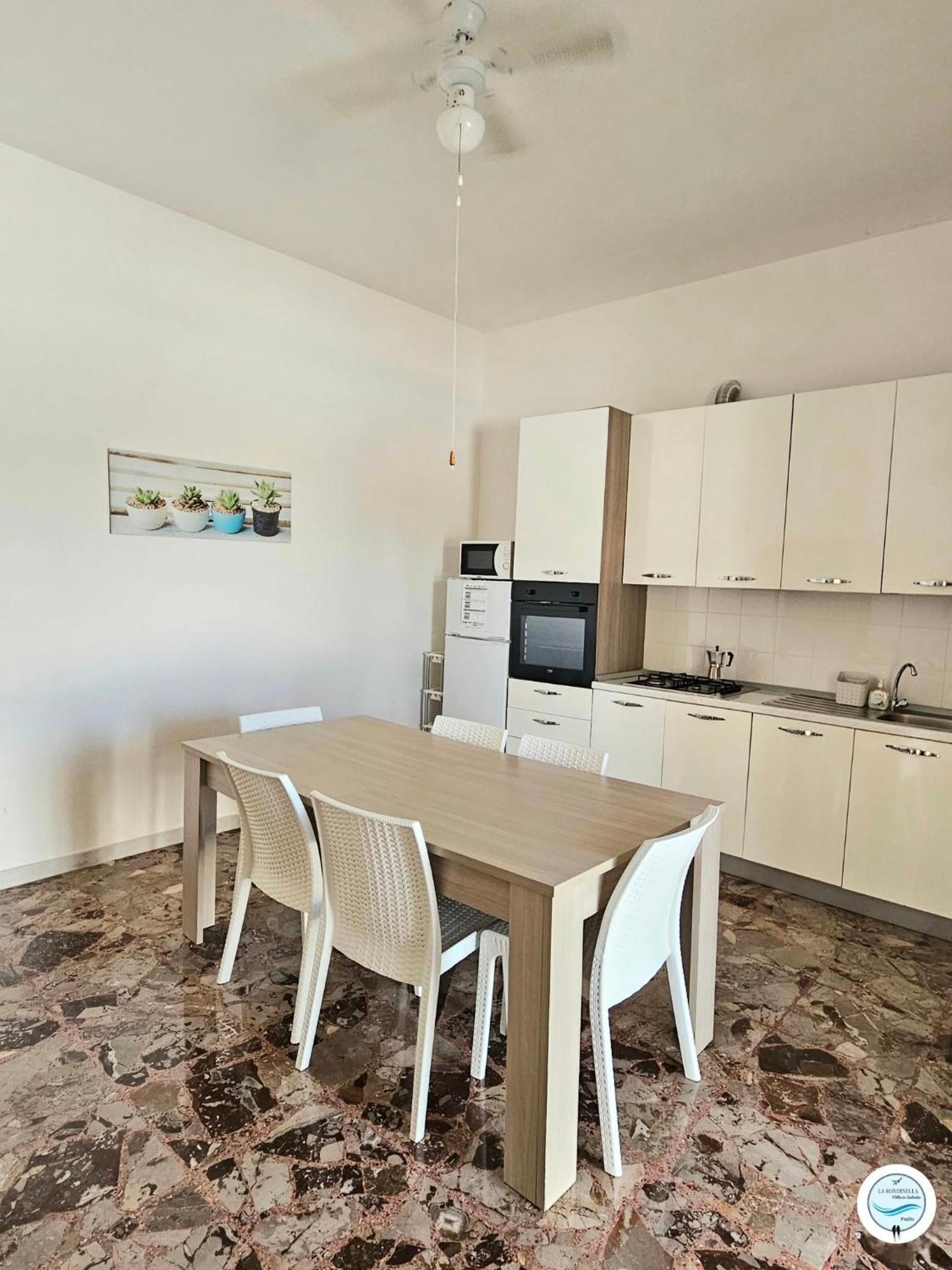 Villa La Rondinella - Torre San Giovanni Luaran gambar
